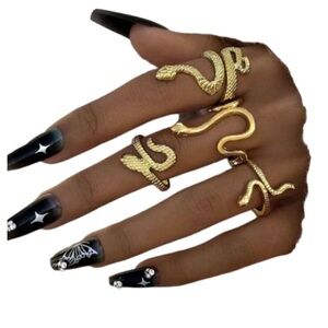 NWT 2025 YEAR OF THE SNAKE - Imoli 4pc Ring Set Trendy, Chic Snake Shaped Rings